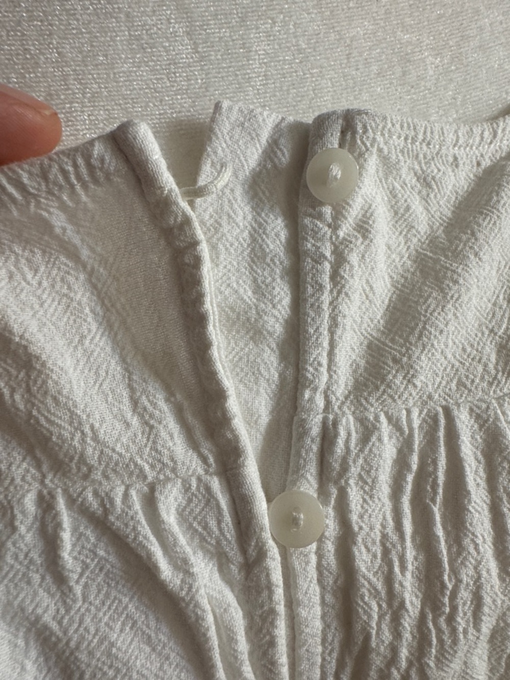 Universal Thread Cream Ruffle-Shoulder Button-Front Midi Dress - Picture 5 of 8